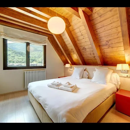 Holiday home Casa Arroquets En Vielha